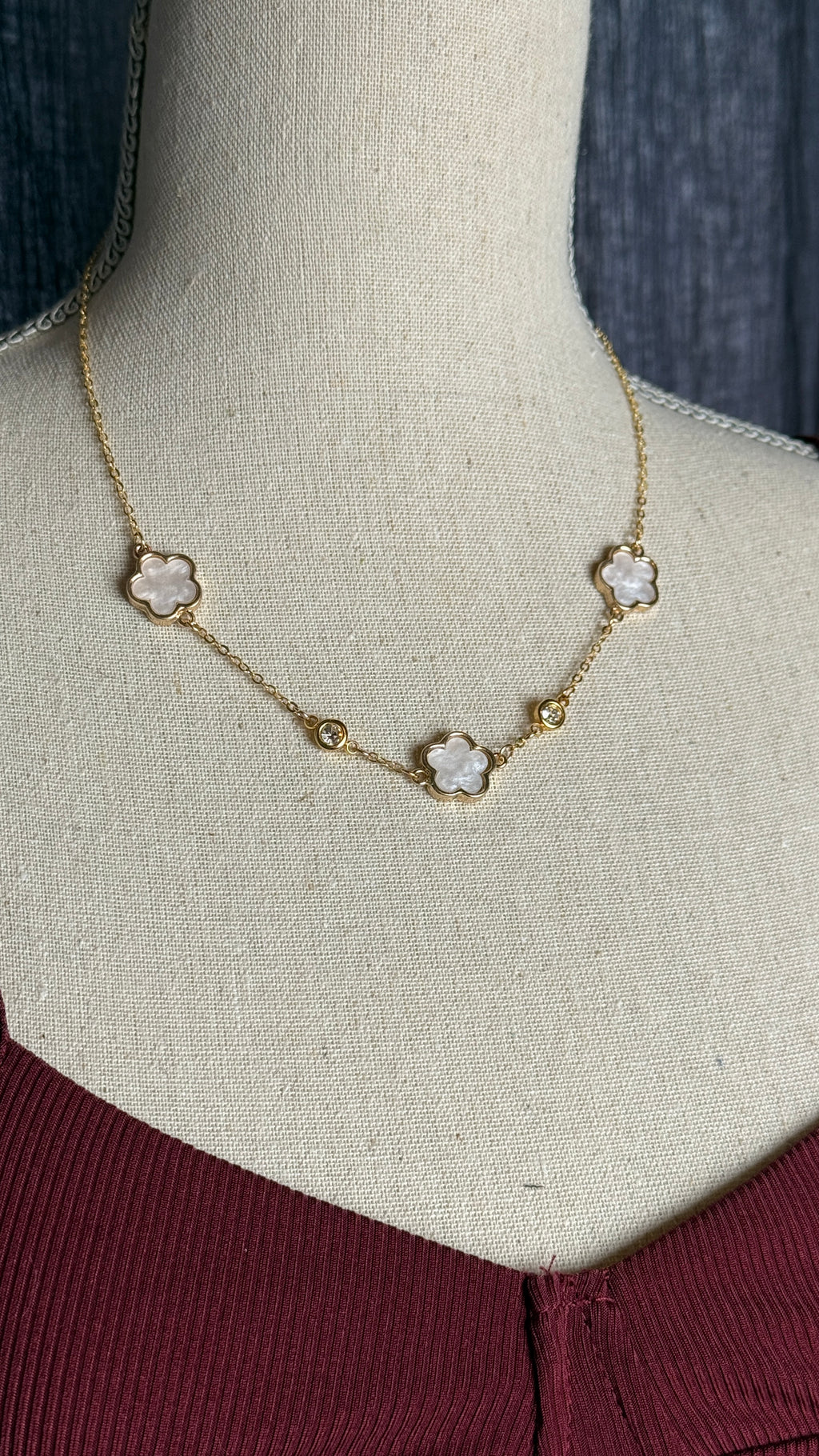 collier Louisa
