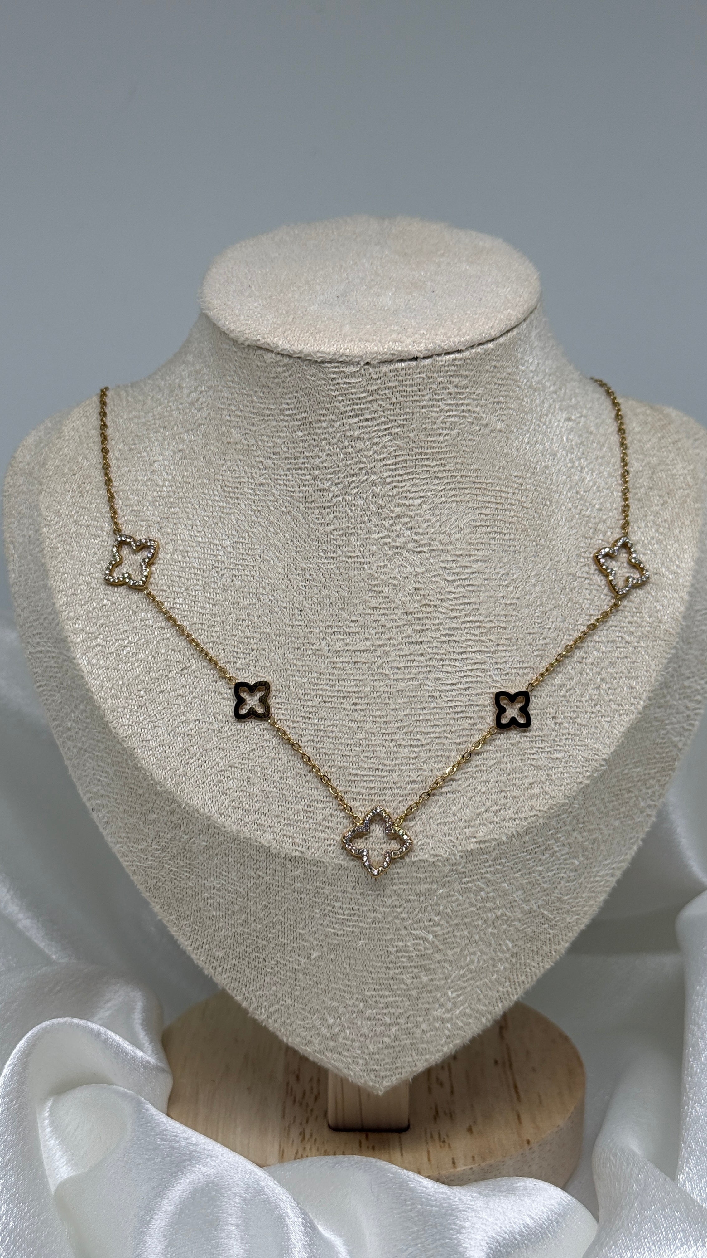 collier Shanna