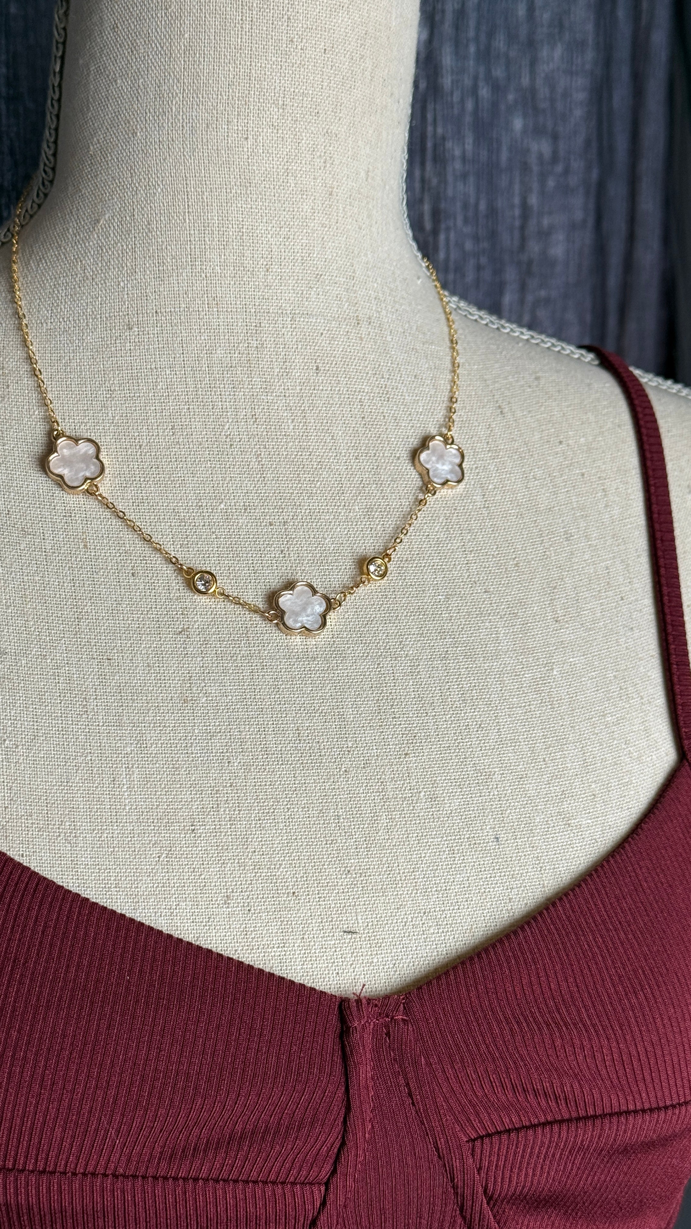 collier Louisa