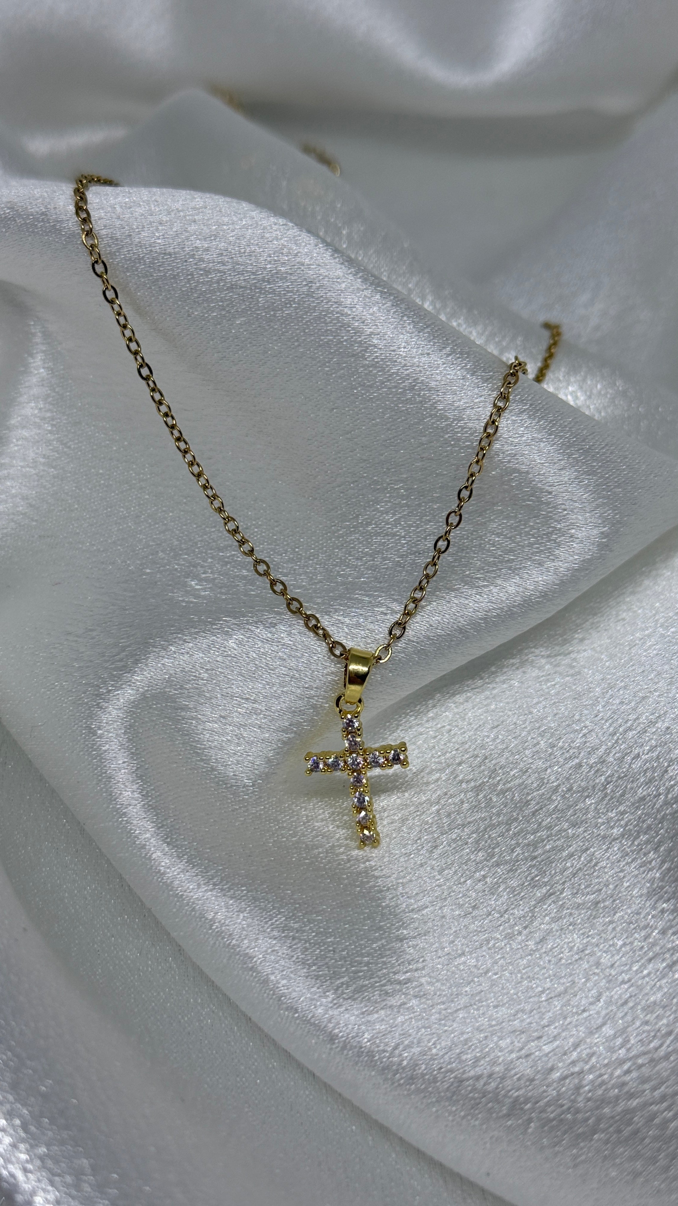 collier Eve