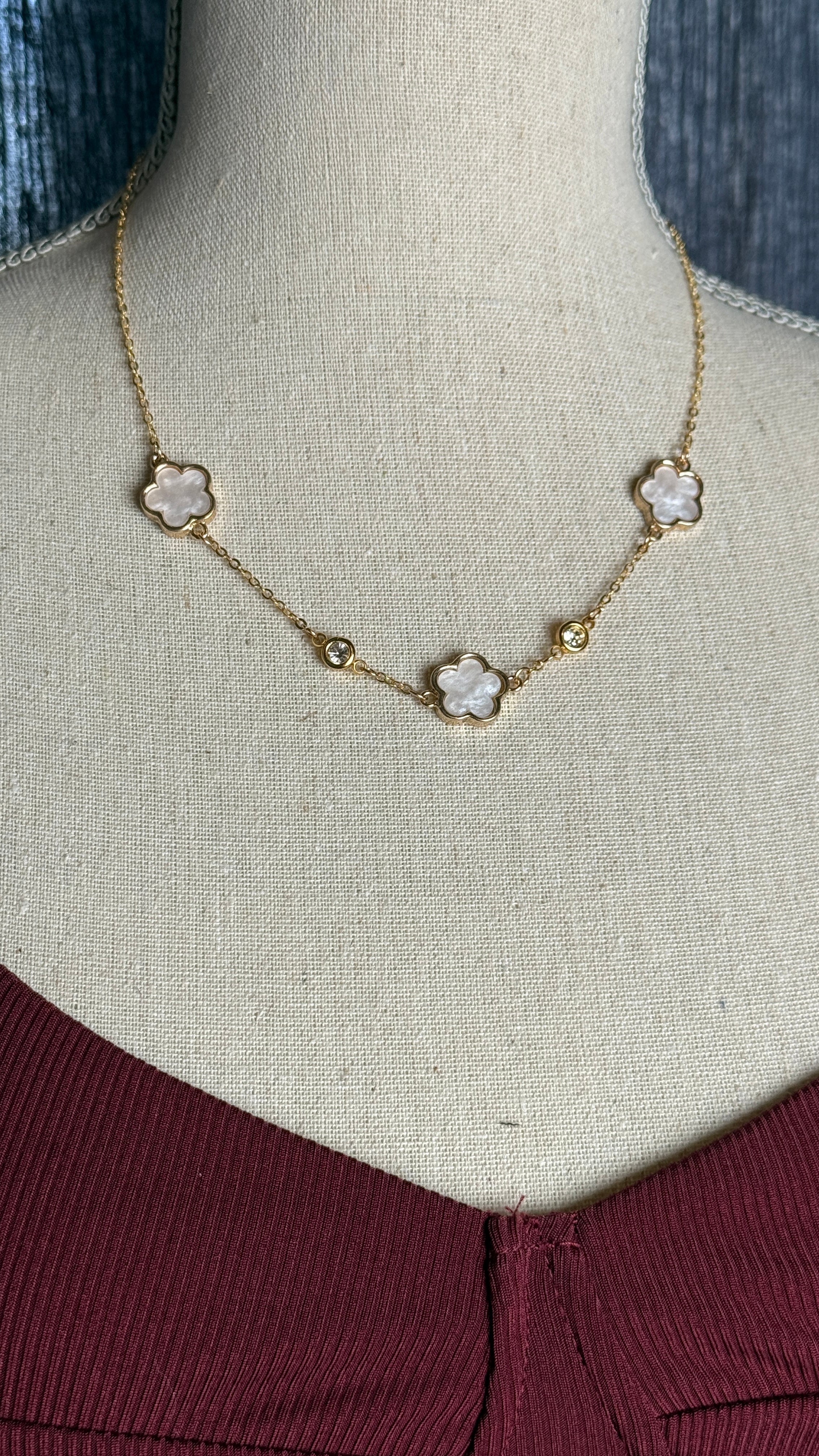 collier Louisa