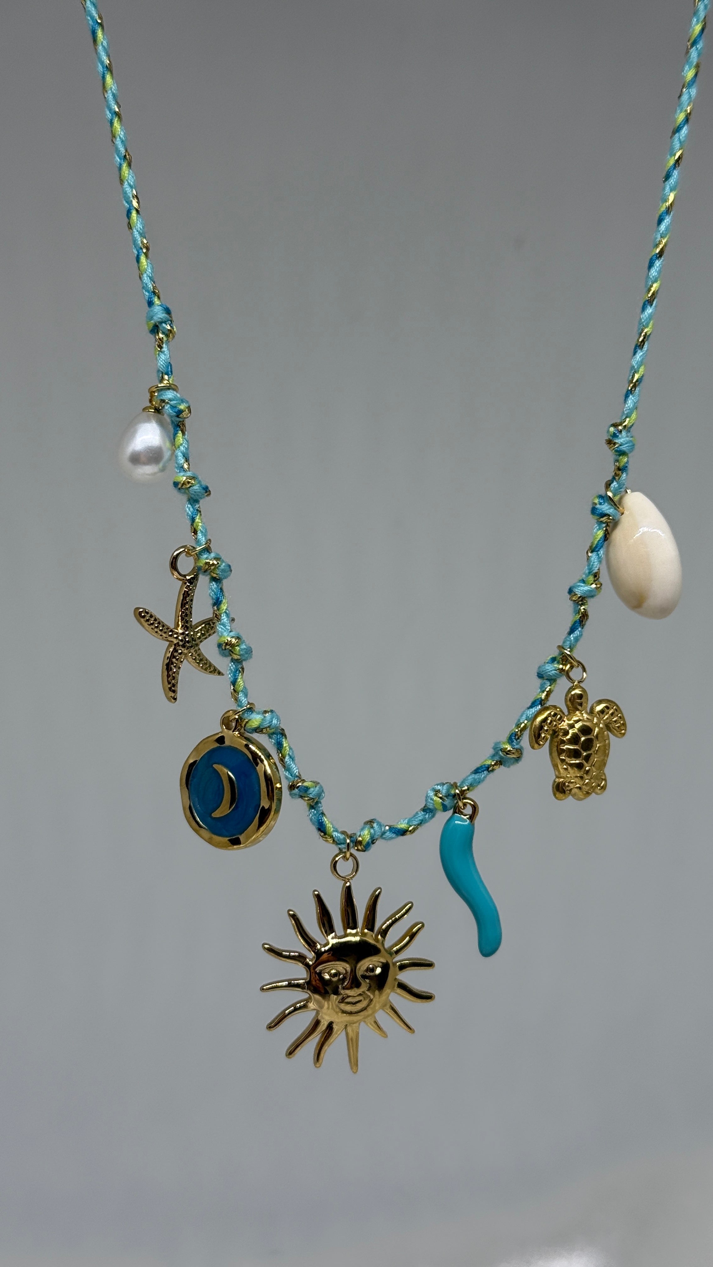 collier Nelly