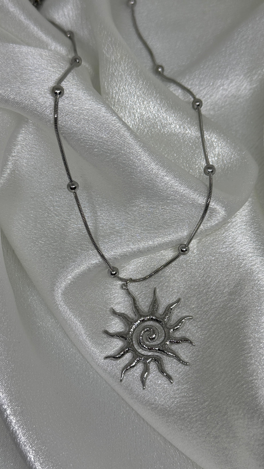 collier Lucia
