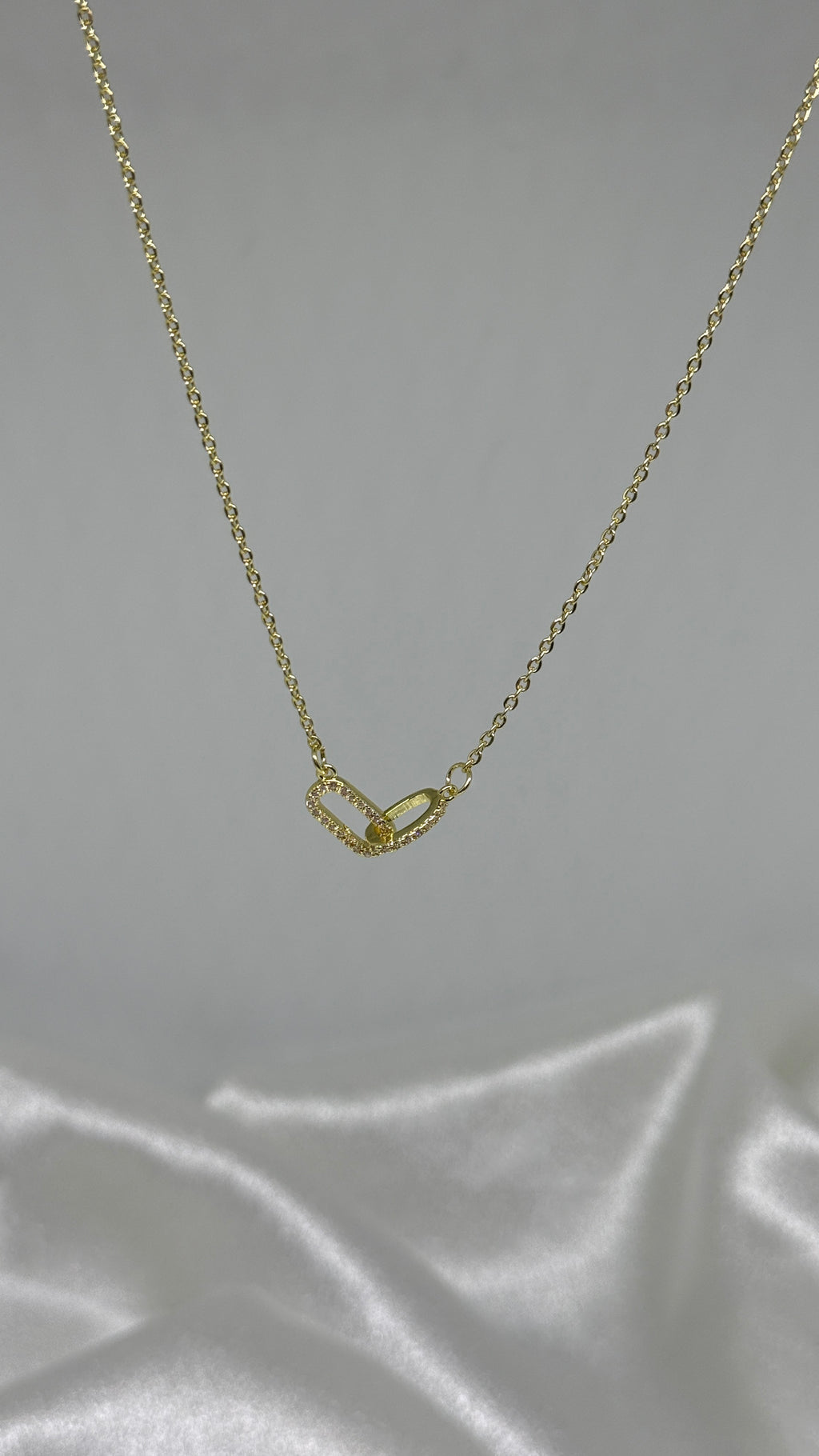 collier Naya