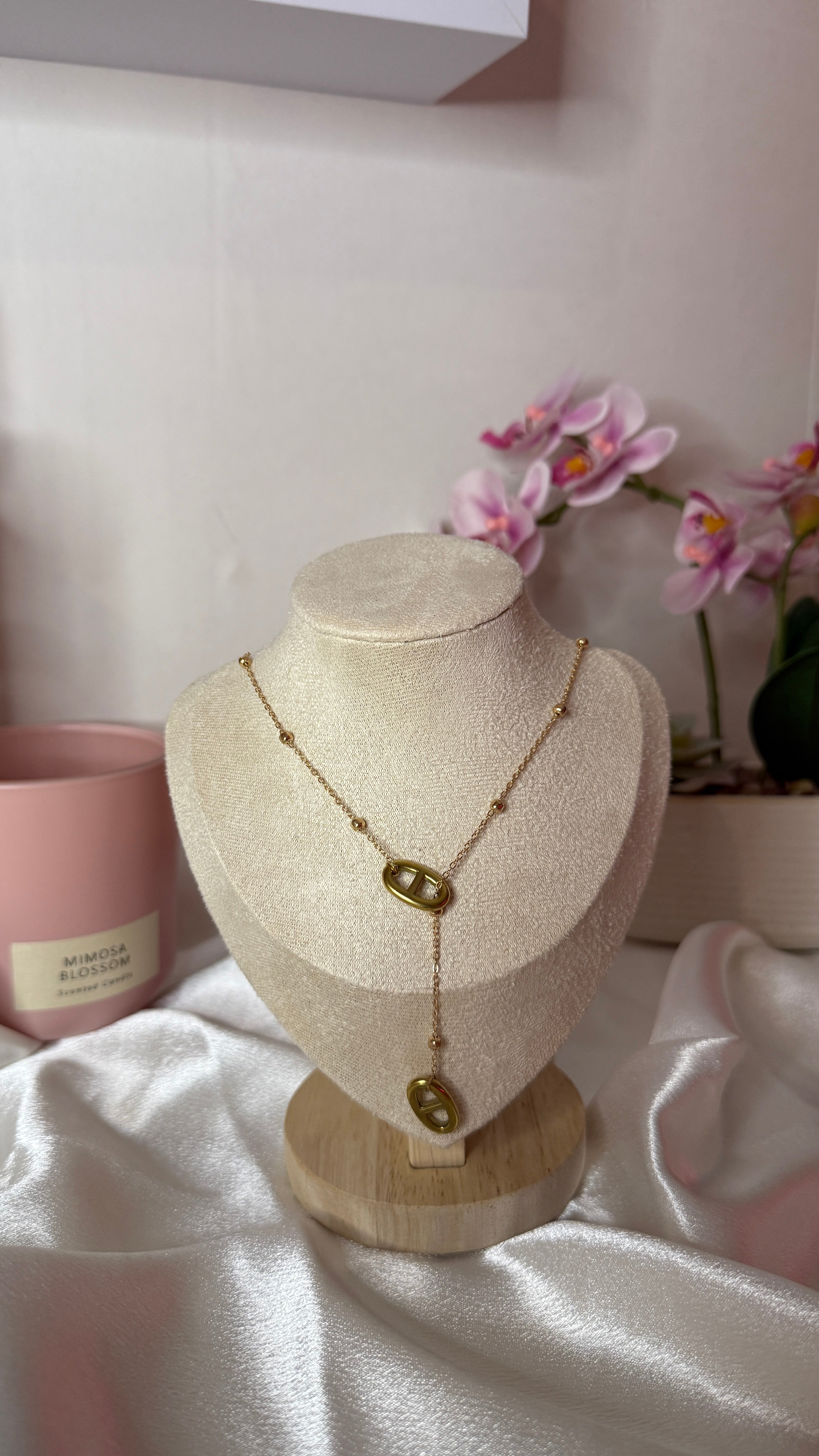 Collier Mona