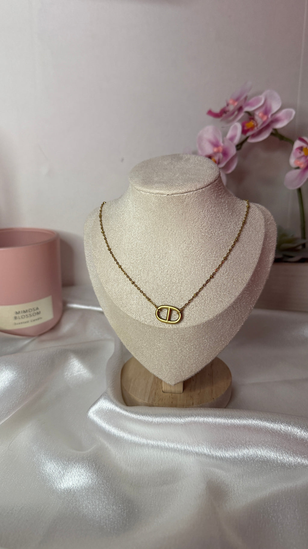 collier Lena
