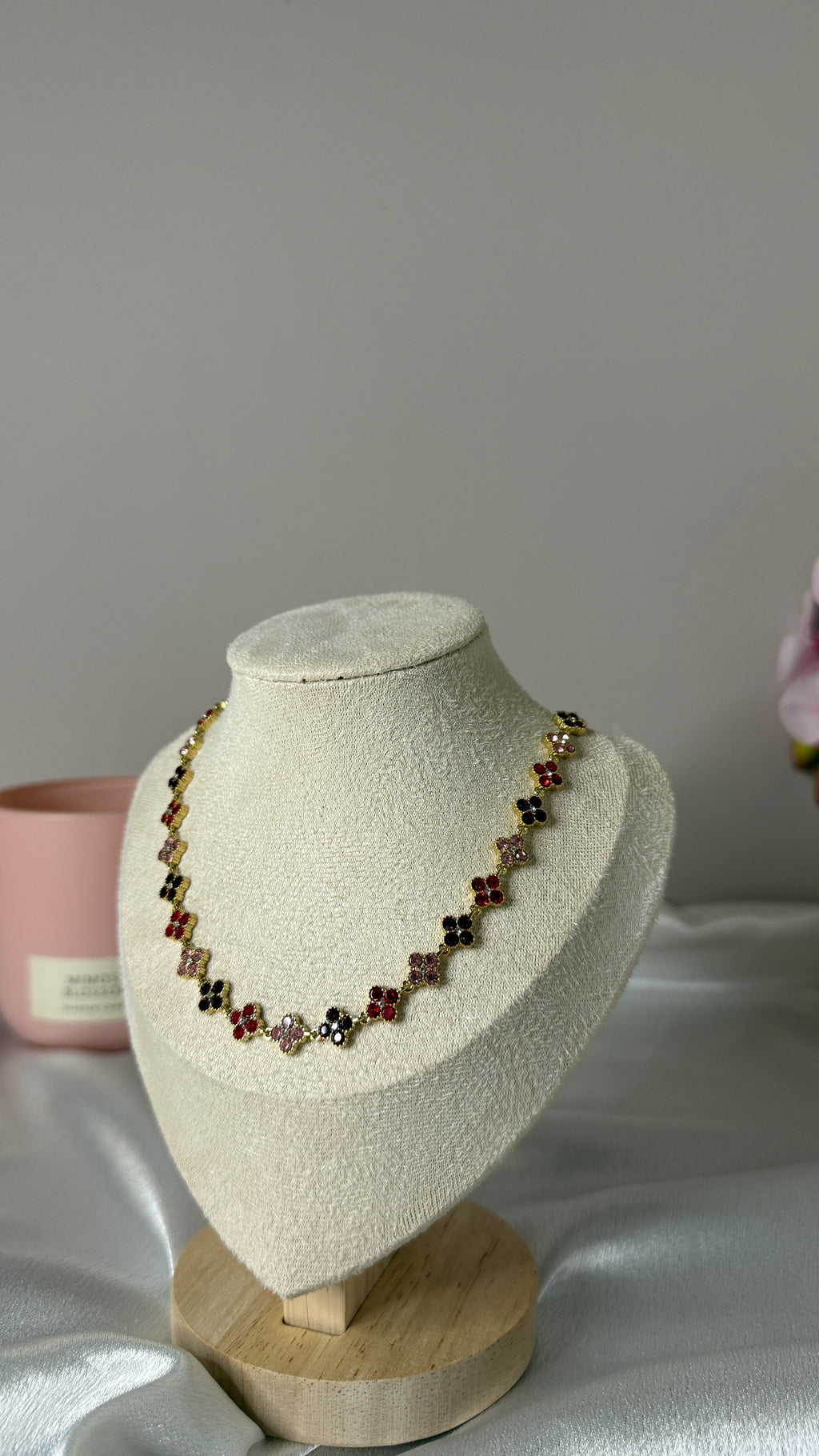 Collier Anya