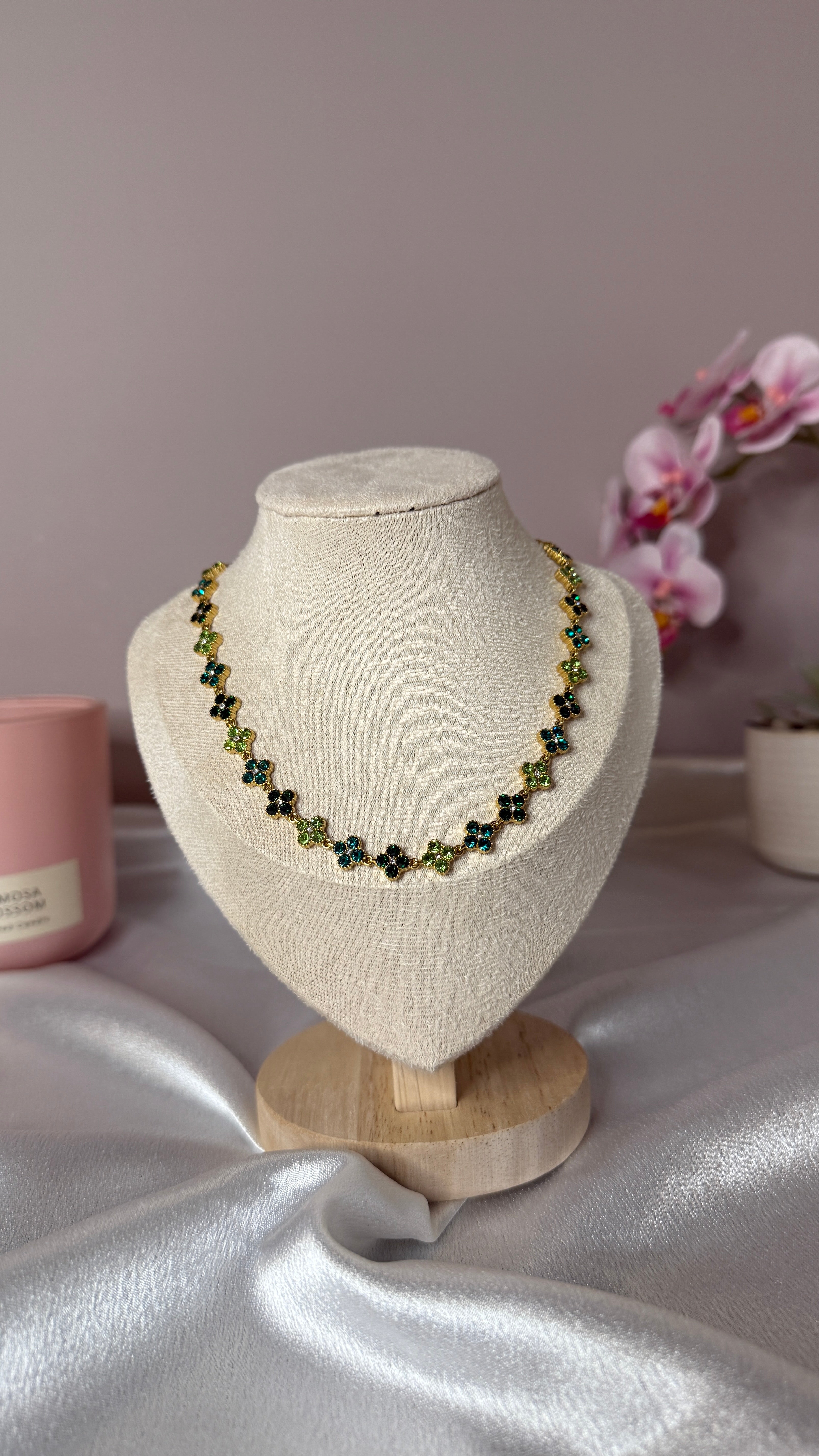 Collier Maya