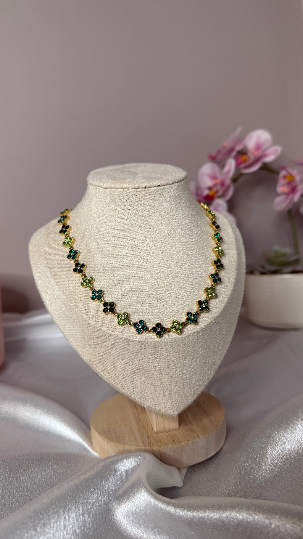 Collier Maya