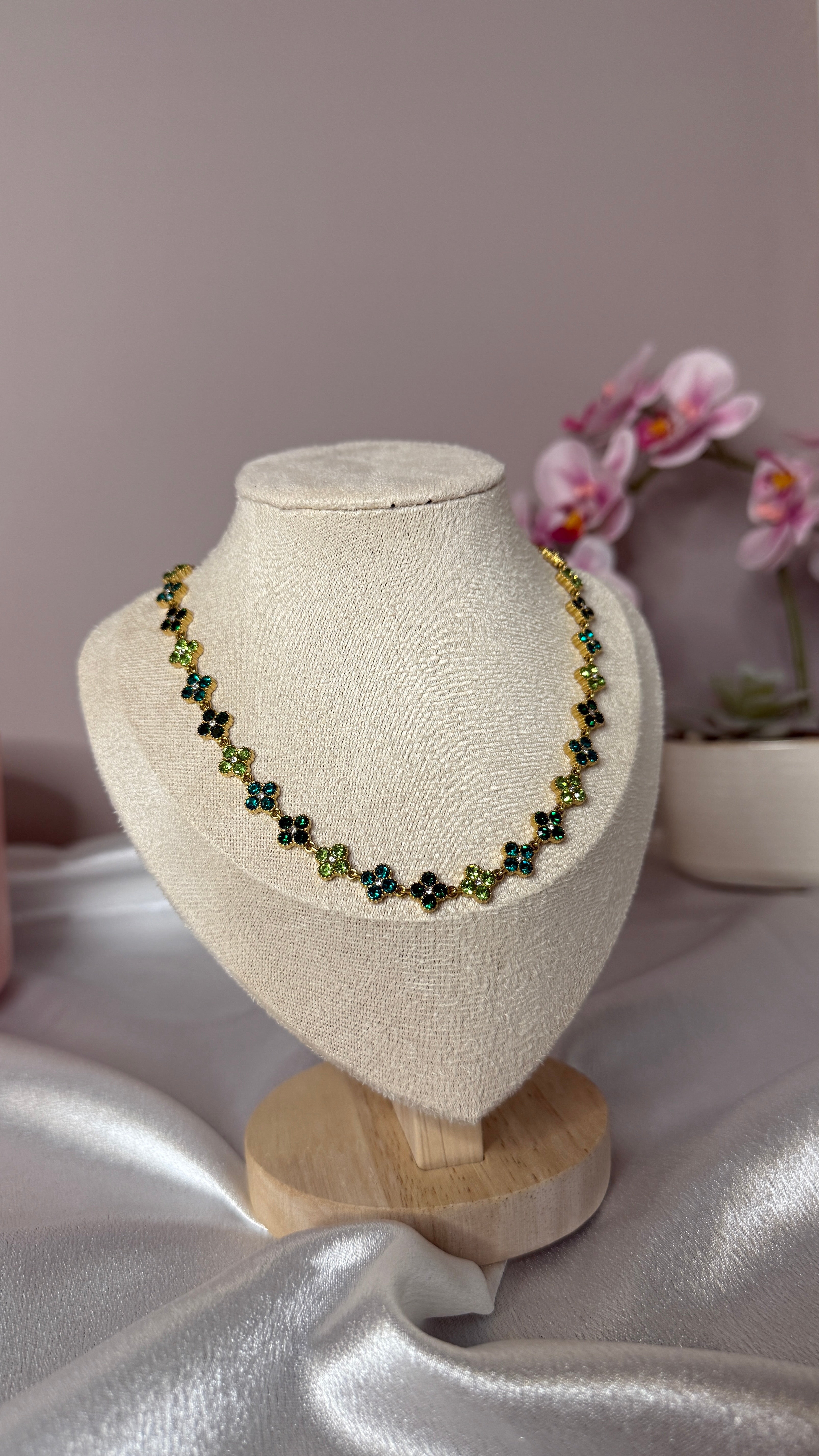 Collier Maya